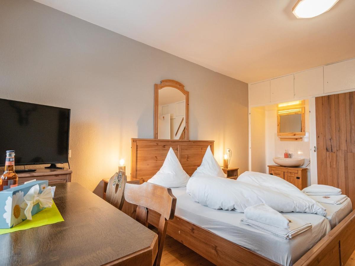 Hostel - Ron'S Guesthouse Оберстдорф Екстериор снимка