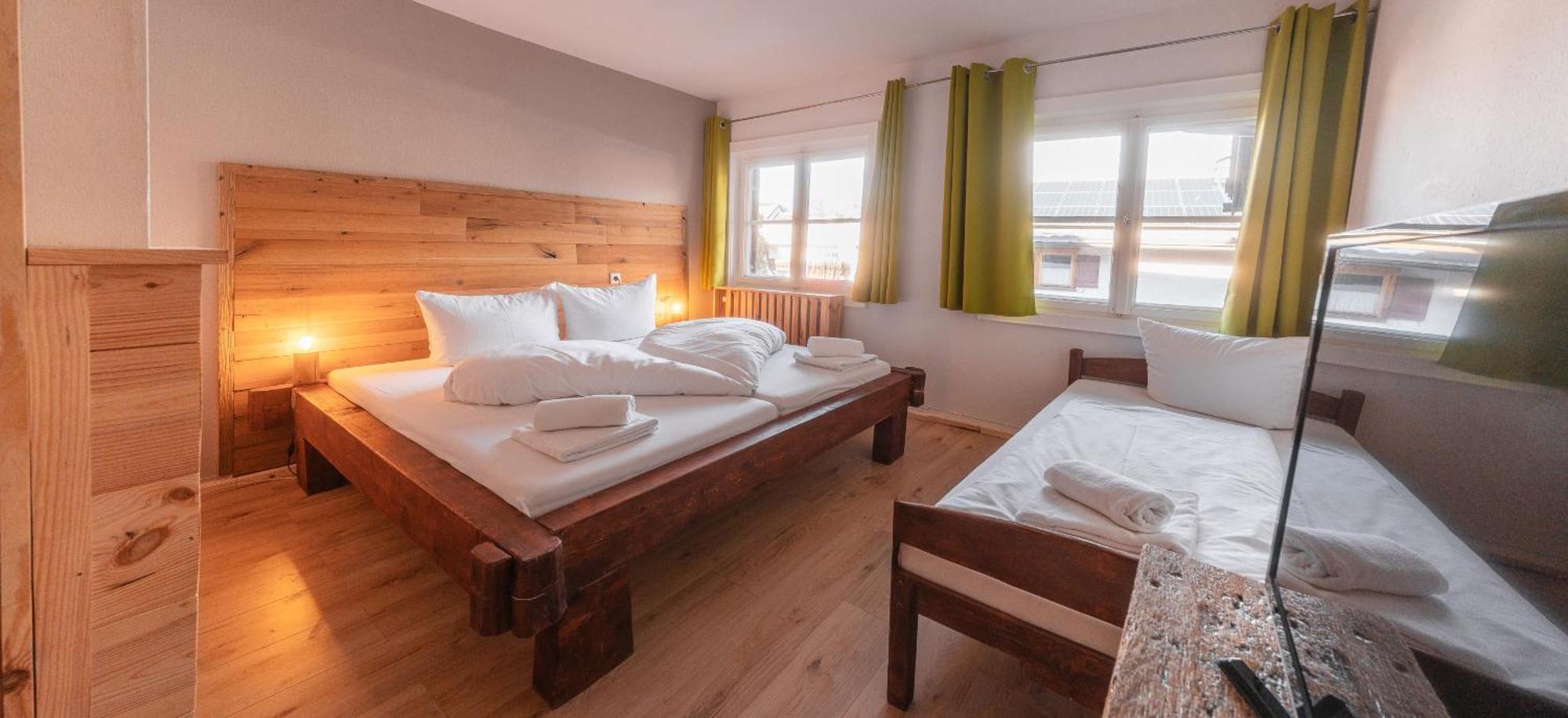 Hostel - Ron'S Guesthouse Оберстдорф Екстериор снимка