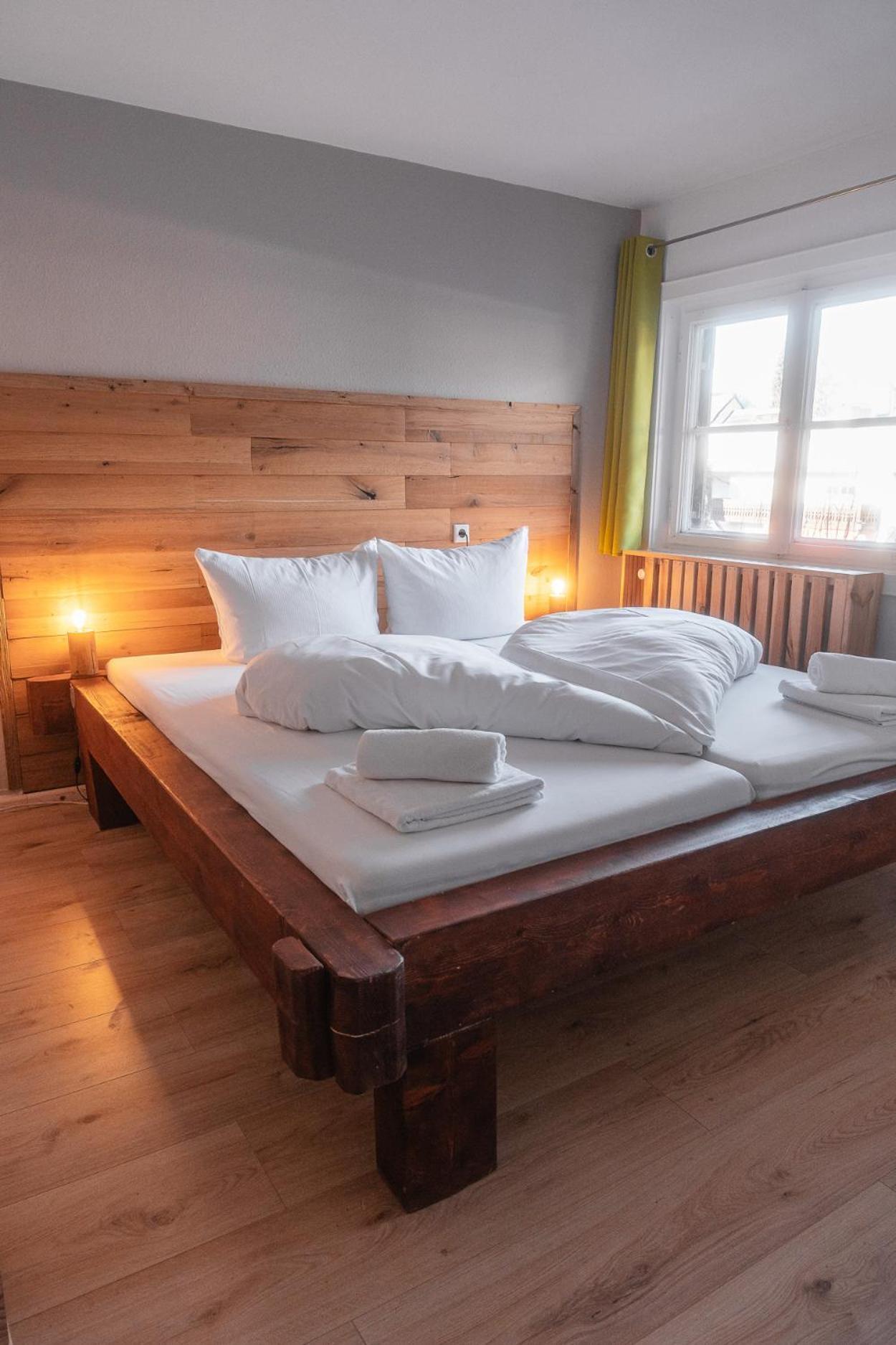 Hostel - Ron'S Guesthouse Оберстдорф Екстериор снимка