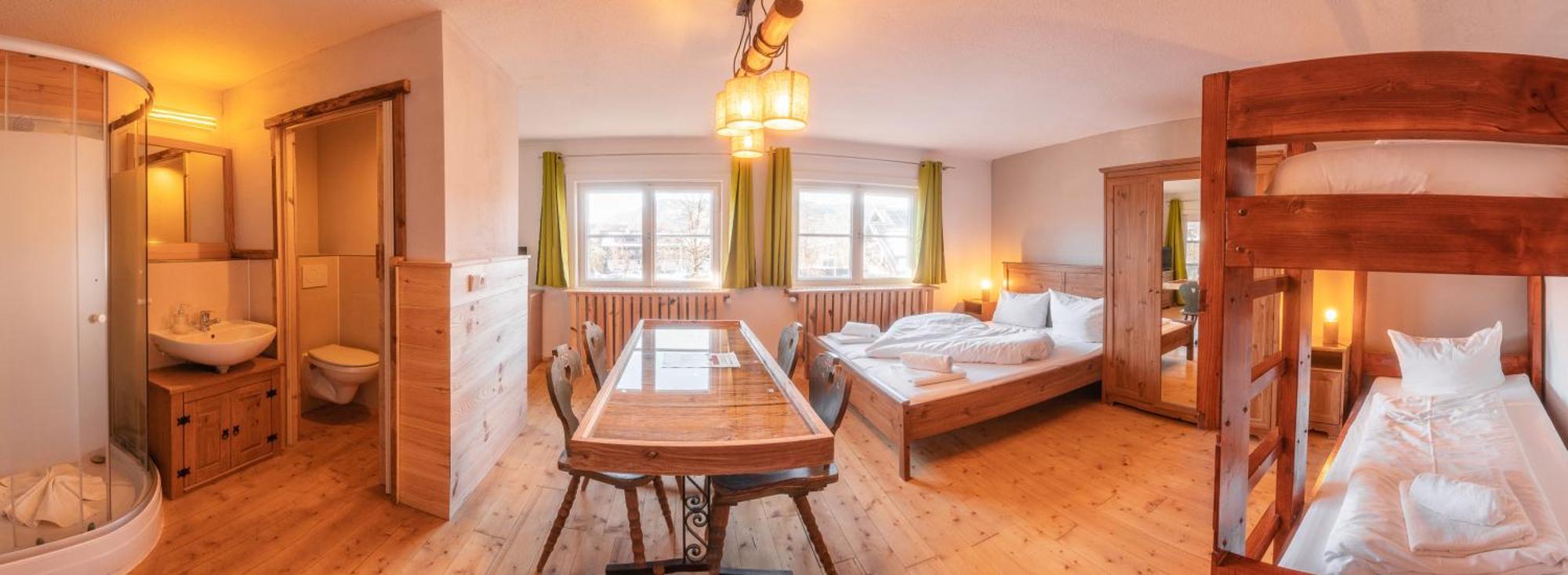 Hostel - Ron'S Guesthouse Оберстдорф Екстериор снимка