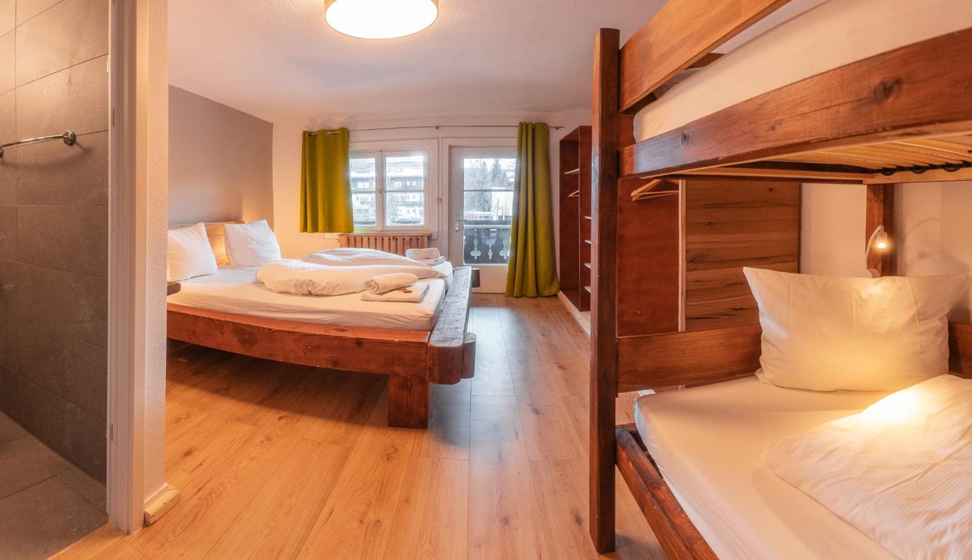 Hostel - Ron'S Guesthouse Оберстдорф Екстериор снимка