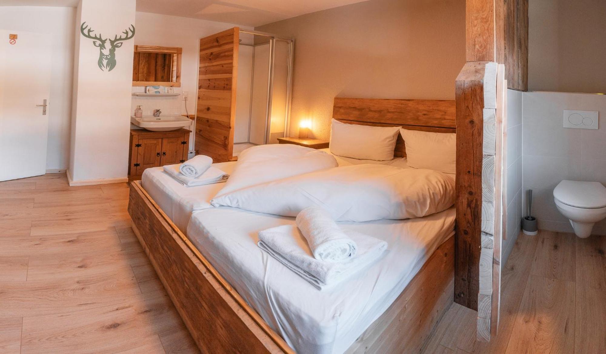 Hostel - Ron'S Guesthouse Оберстдорф Екстериор снимка
